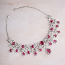 Load image into Gallery viewer, Maisie Necklace - Red
