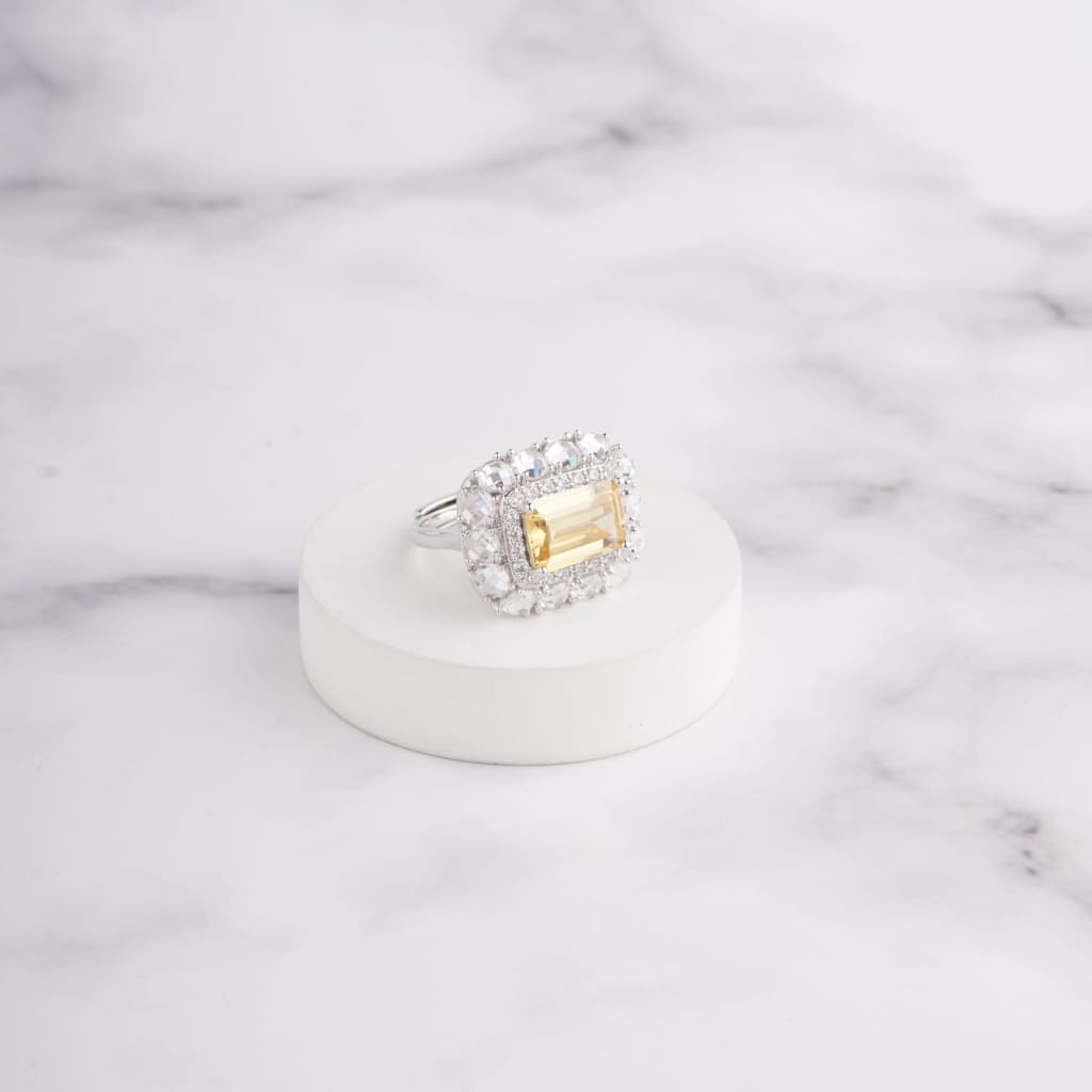 Aishlynn Ring - Yellow