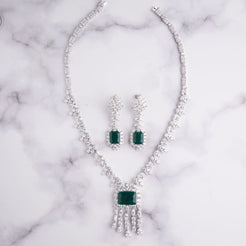 Amelia Necklace Set