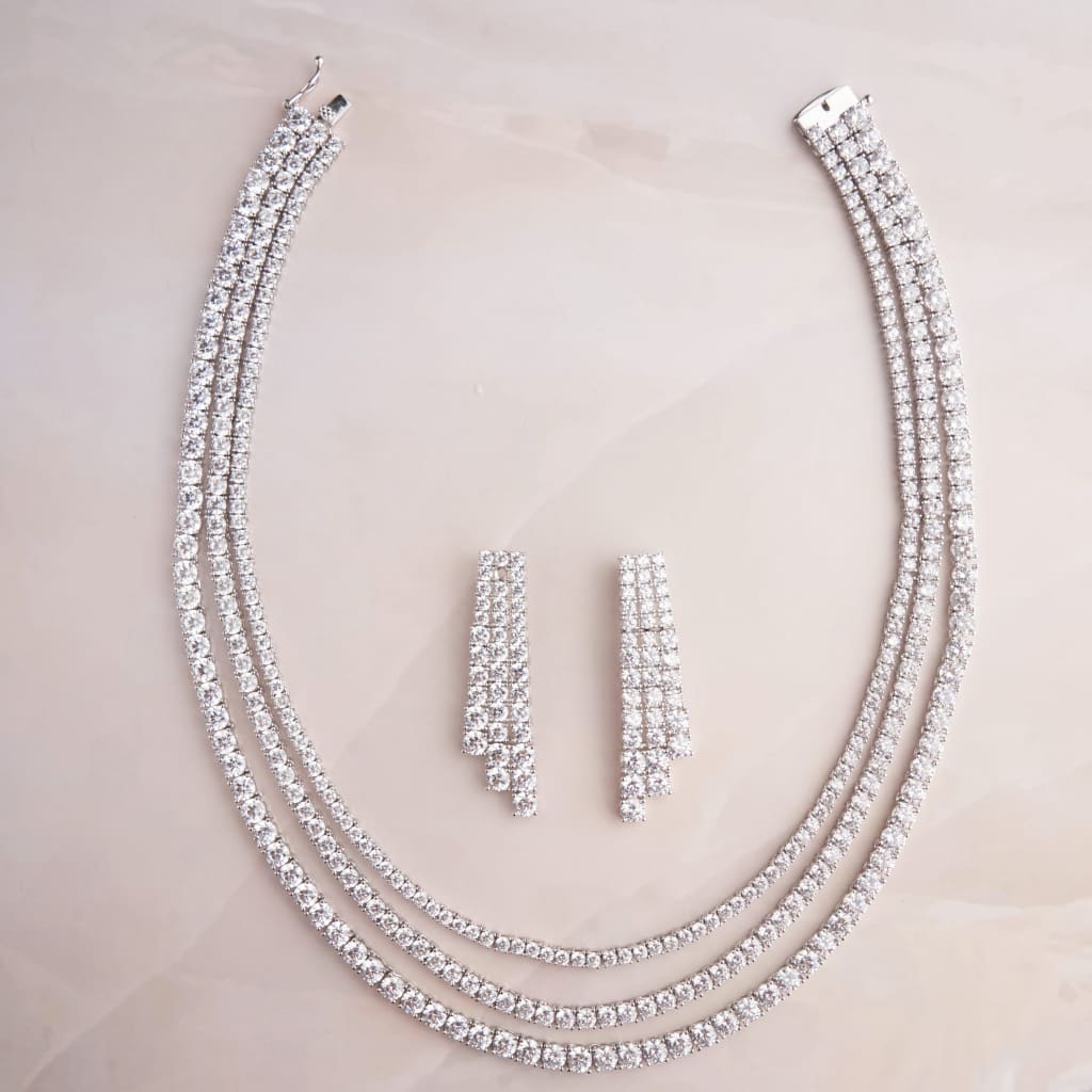 Amora Necklace Set