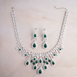 Augusta Necklace Set