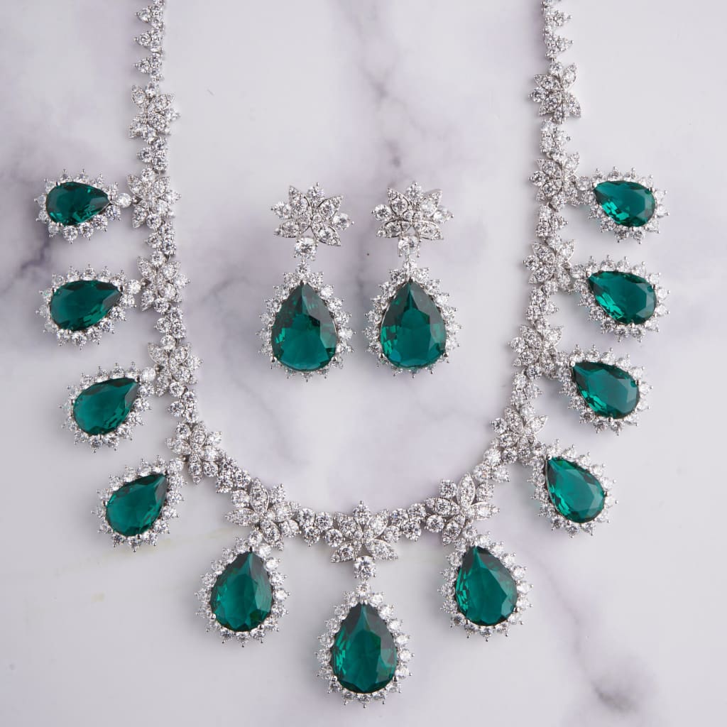 Cecilia Necklace Set