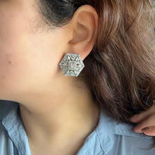 Load image into Gallery viewer, Cora Earrings
