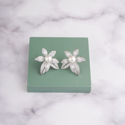 Flower Leaf Pearl Earrings - Silver