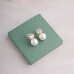 Halo Pearl Earrings - Gold