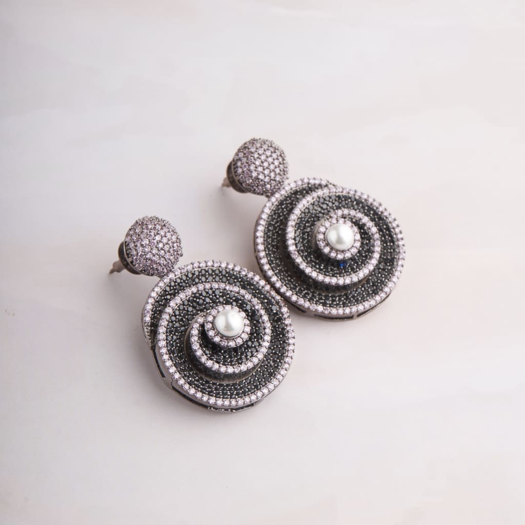 Lucetta Earrings - Black