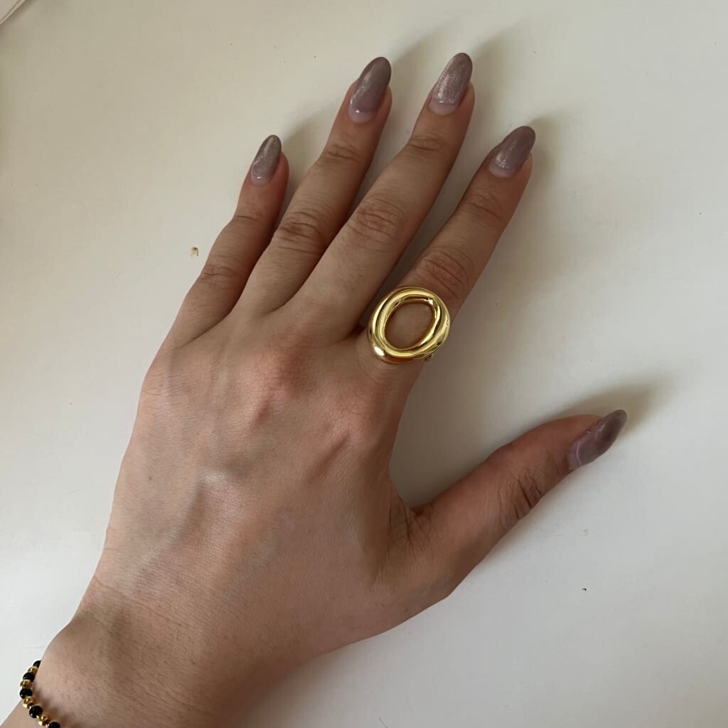 Oval Ring