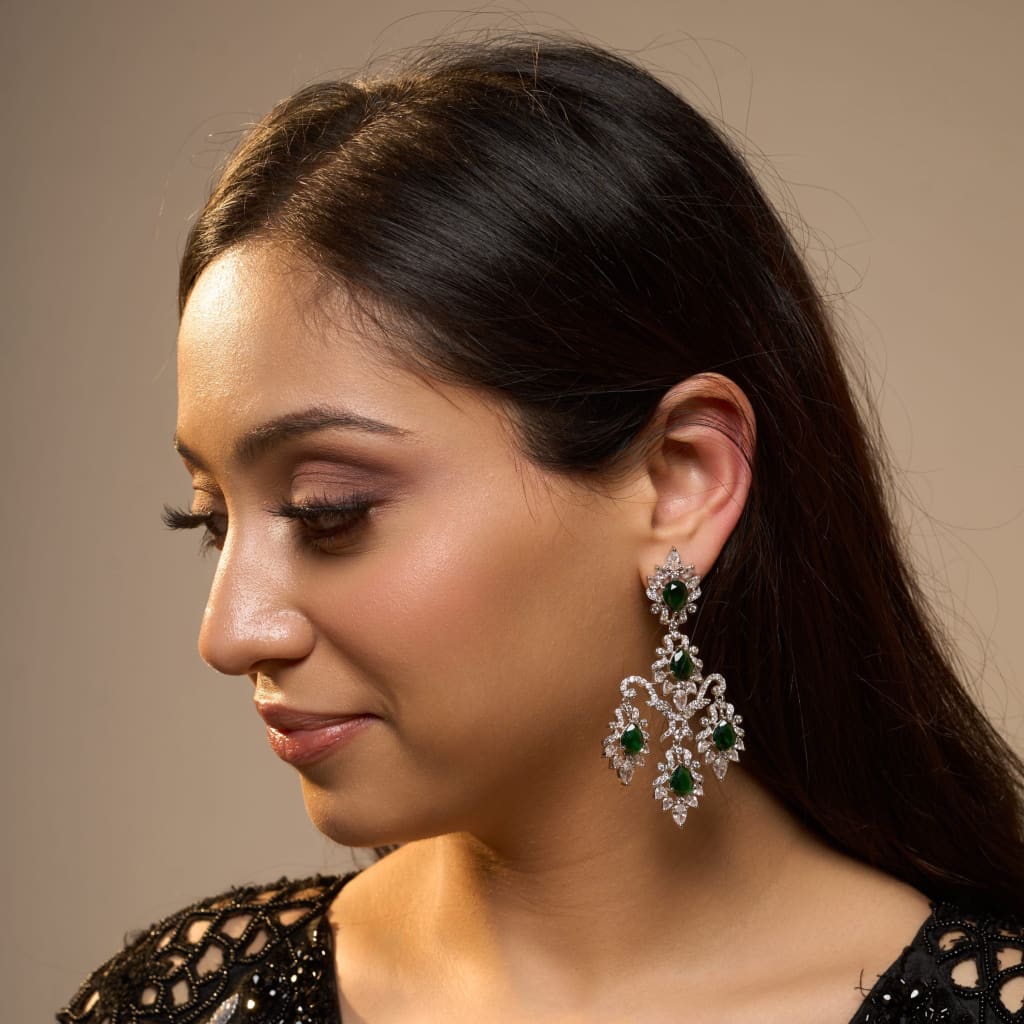 Pari Earrings