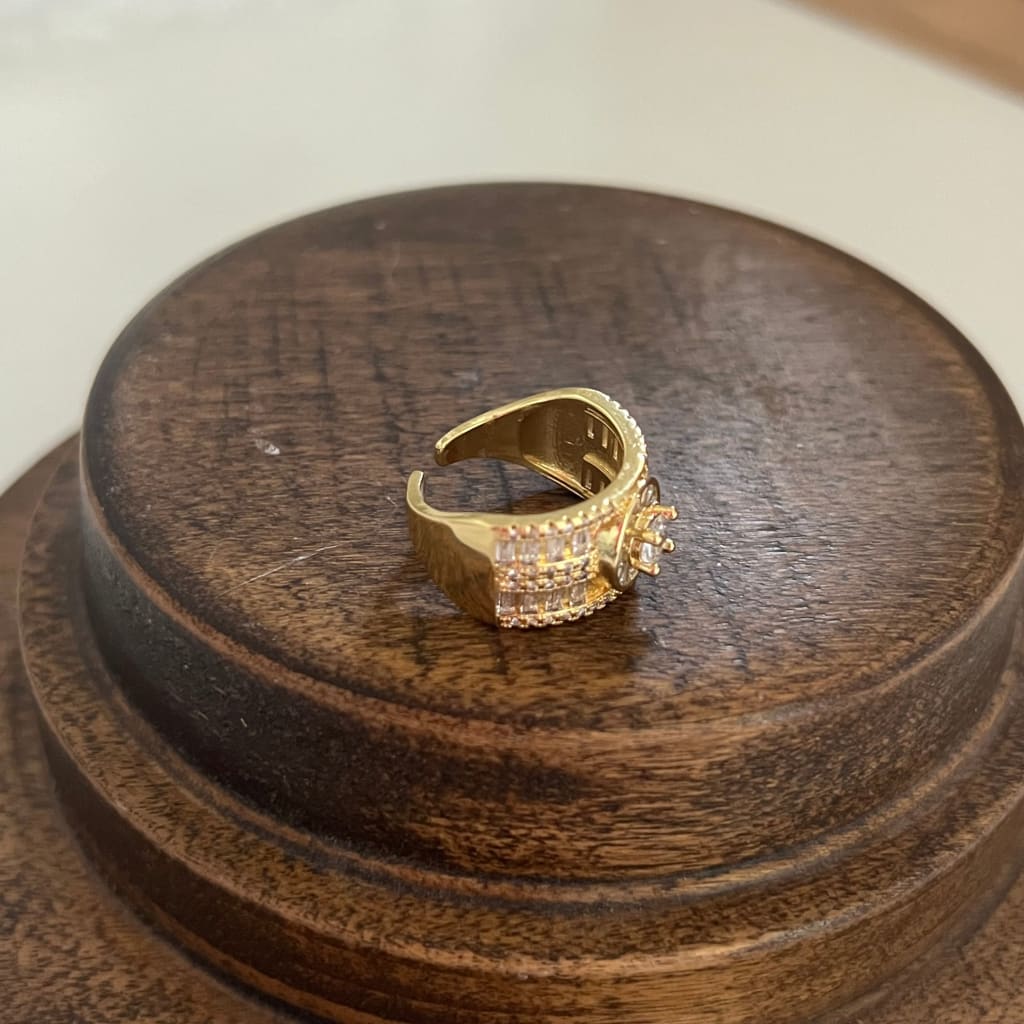 Twi Baguette Ring