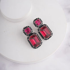 Wyn Earrings - Black - Red / Silver