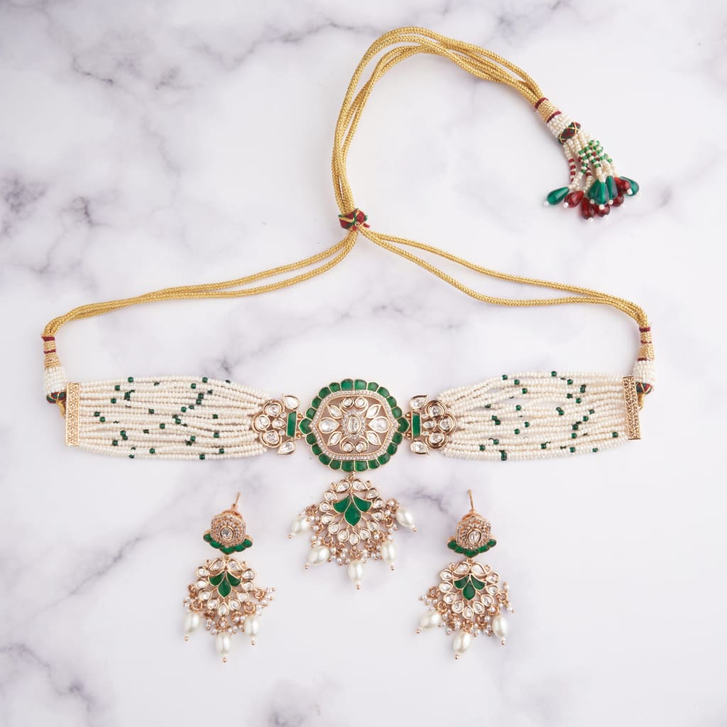 Zinnat Necklace Set