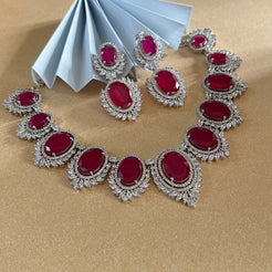 Aditi Necklace Set