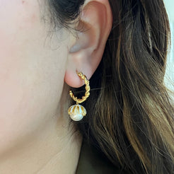 Nikos Earrings - Gold