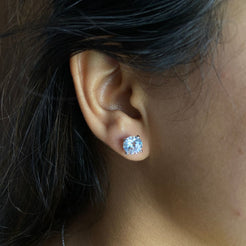 Plain Solitaire Studs